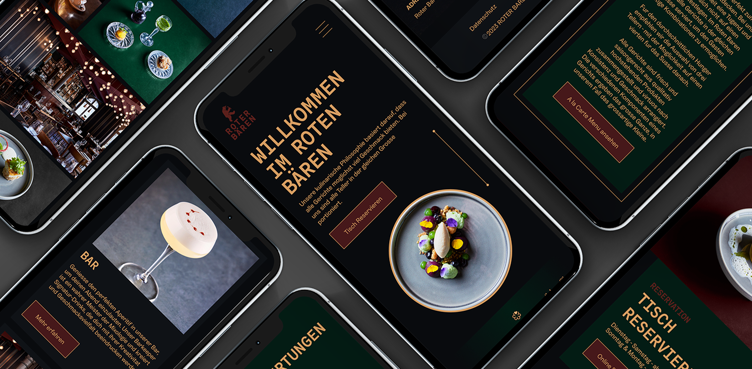 Auf mehreren Tablets wird die Website eines Restaurants in deutscher Sprache angezeigt, mit Bildern von Speisen, Getränken und Reservierungsmöglichkeiten, wobei der erste Willkommensbildschirm "Willkommen im Roten Bären" lautet.